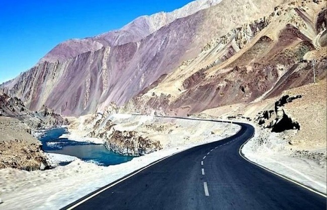 BRO to Build Worlds Highest Battlefield Airfield in Ladakh, Boosting Border Infrastructure BRO to Build Worlds Highest Battlefield Airfield in Ladakh, Boosting Border Infrastructure